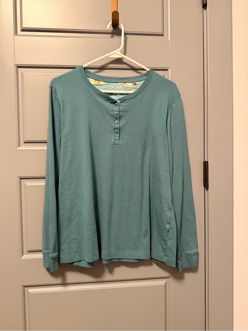 L.L. Bean Women’s Long-Sleeve Loungewear Shirt in Teal XL